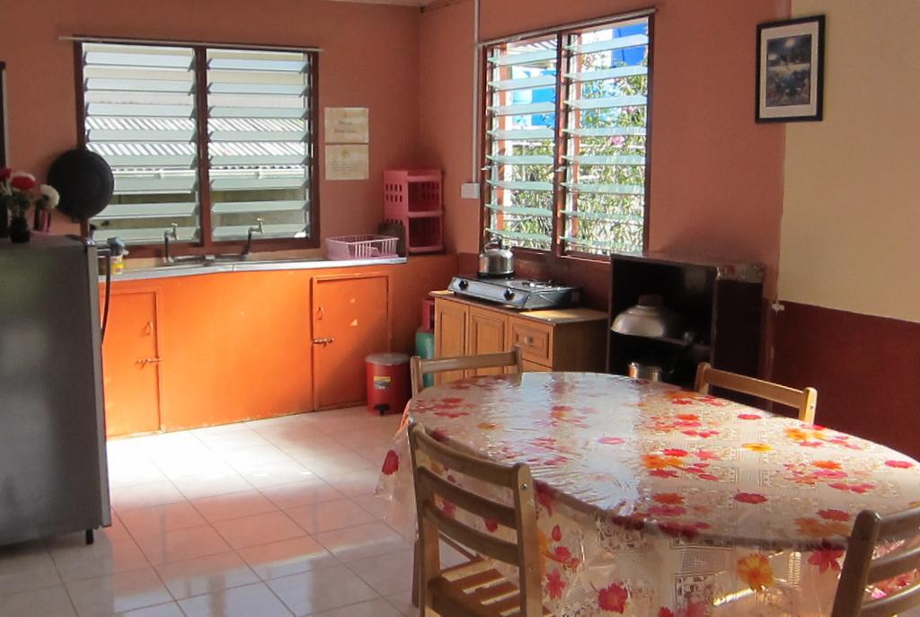 Mile 36 Lodge Kampong Kundassan Εξωτερικό φωτογραφία